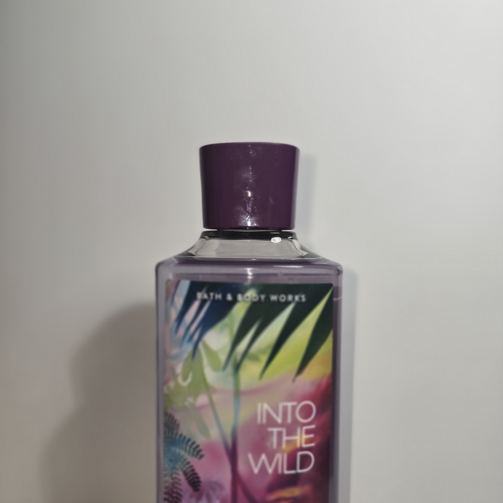 Bath & Body Works Into The Wild Body Wash 10 fl oz